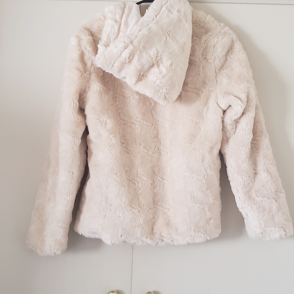 Fuzzy jacket - Picture 4 of 4